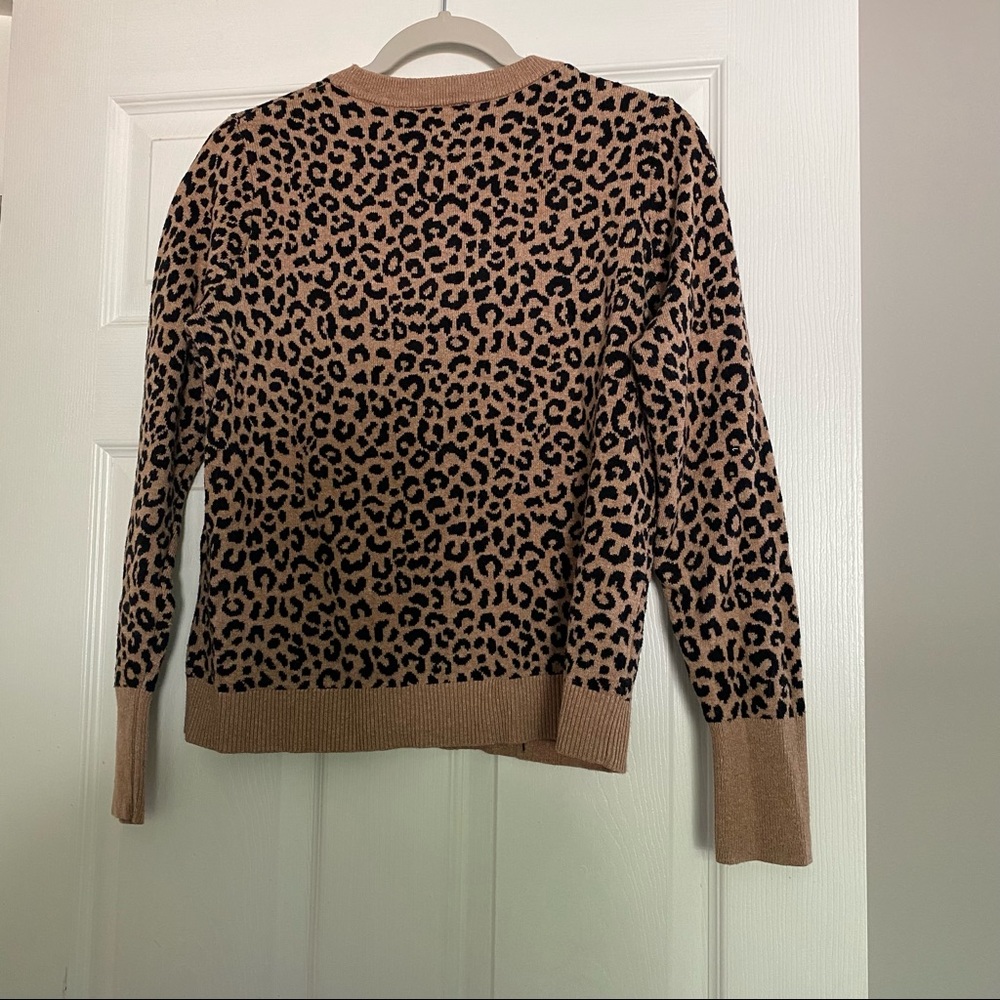 A new day leopard print sweater / size medium - Picture 4 of 5